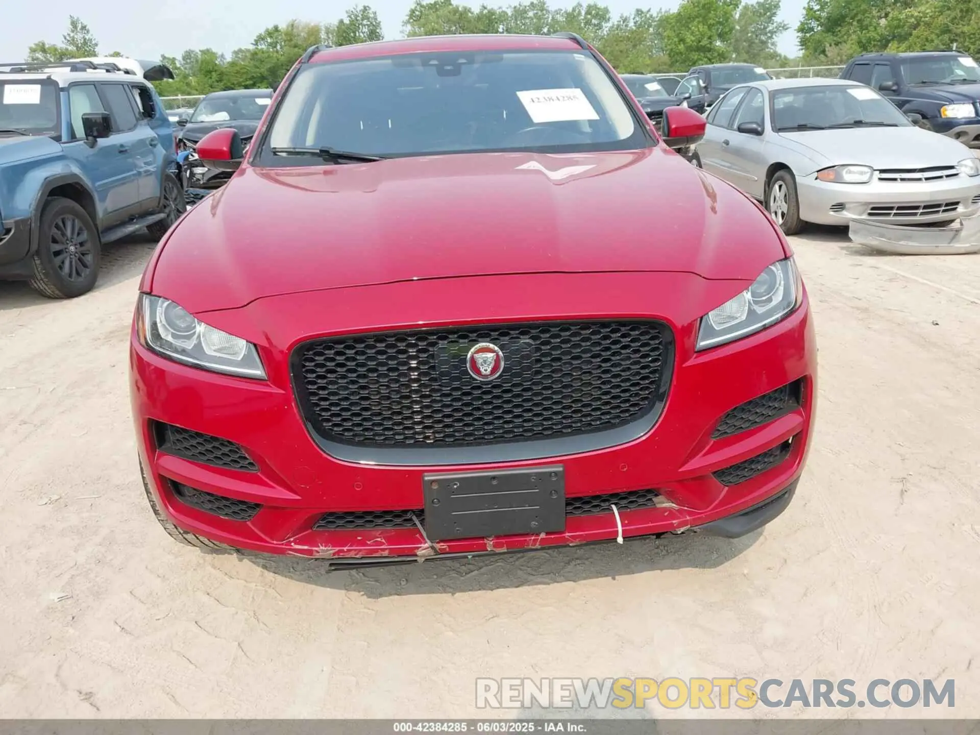 12 Photograph of a damaged car SADCJ2FX4KA354390 JAGUAR F-PACE 2019