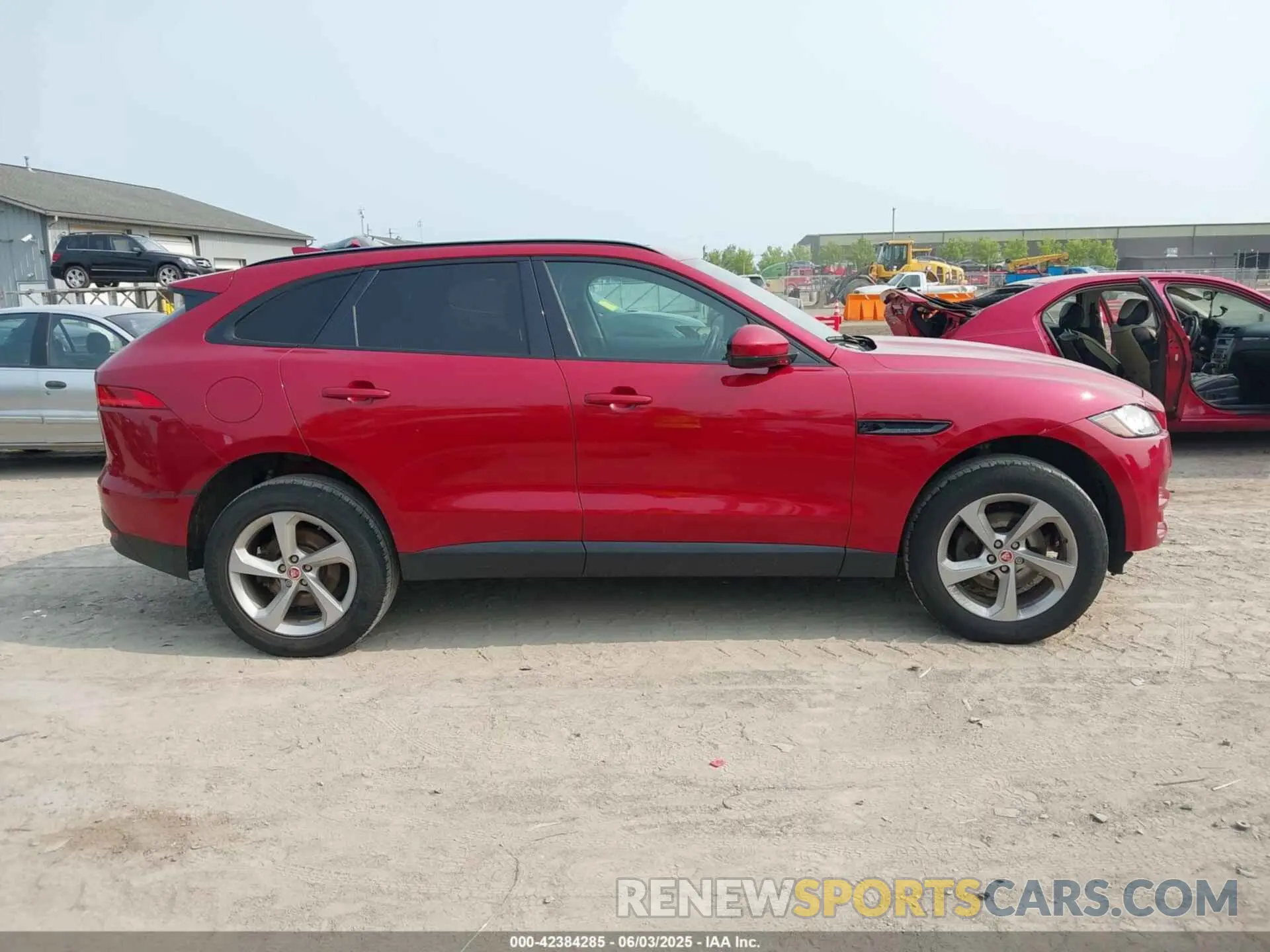13 Photograph of a damaged car SADCJ2FX4KA354390 JAGUAR F-PACE 2019