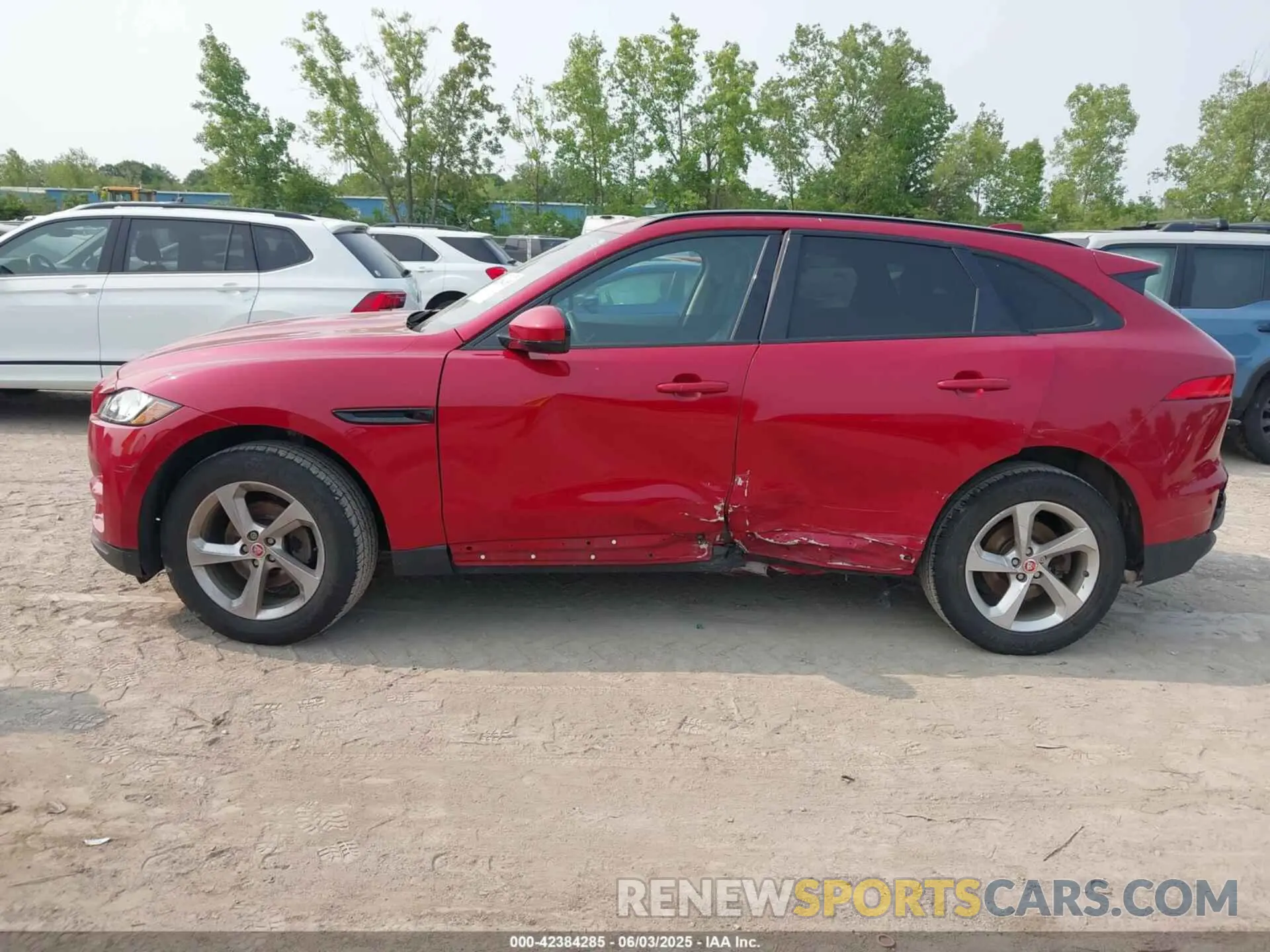 14 Photograph of a damaged car SADCJ2FX4KA354390 JAGUAR F-PACE 2019
