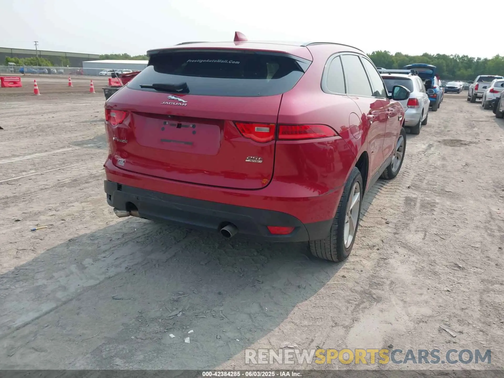 4 Photograph of a damaged car SADCJ2FX4KA354390 JAGUAR F-PACE 2019