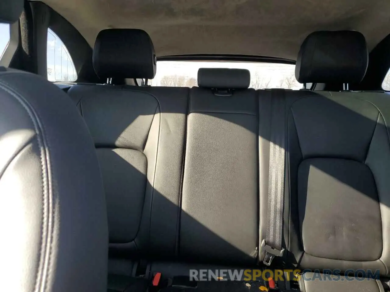 10 Photograph of a damaged car SADCJ2FX4KA361999 JAGUAR F-PACE 2019
