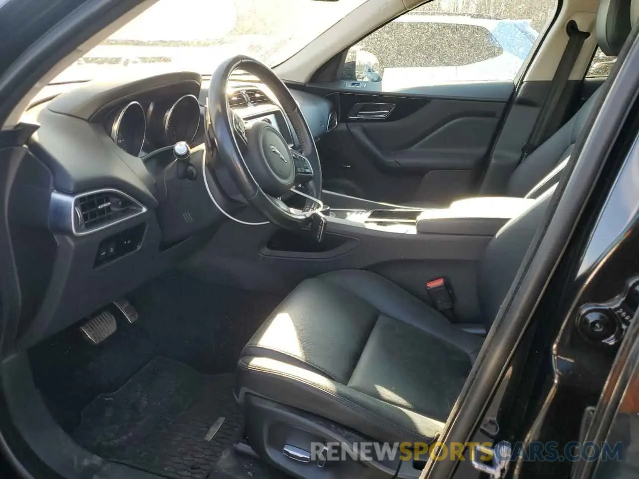 7 Photograph of a damaged car SADCJ2FX4KA361999 JAGUAR F-PACE 2019