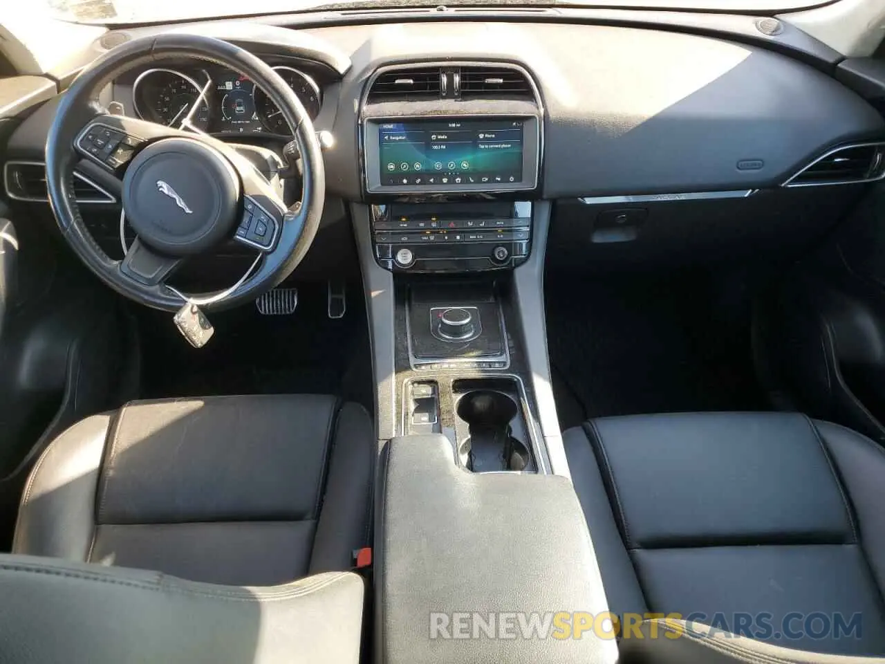 8 Photograph of a damaged car SADCJ2FX4KA361999 JAGUAR F-PACE 2019