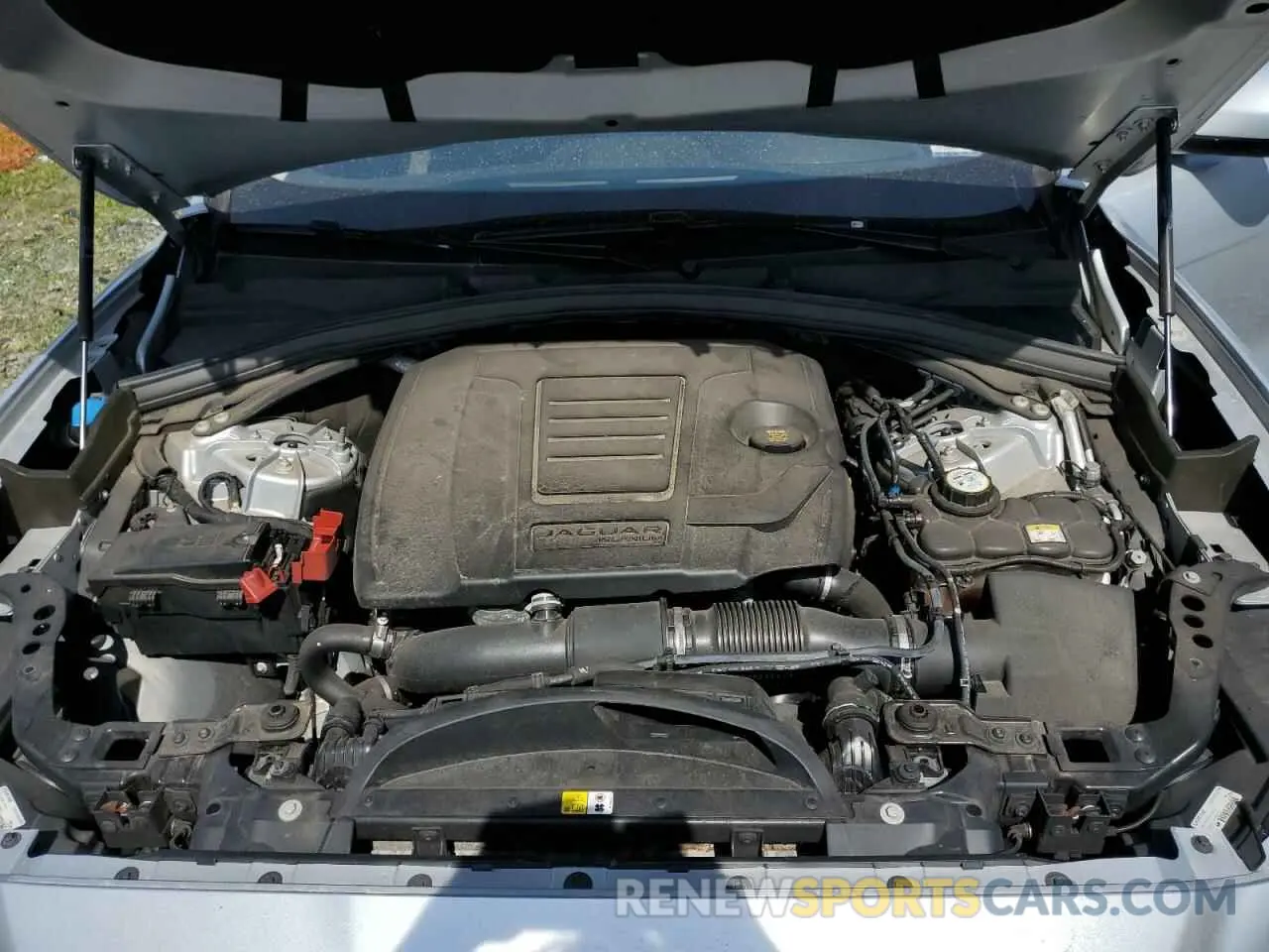 12 Photograph of a damaged car SADCJ2FX5KA355404 JAGUAR F-PACE 2019