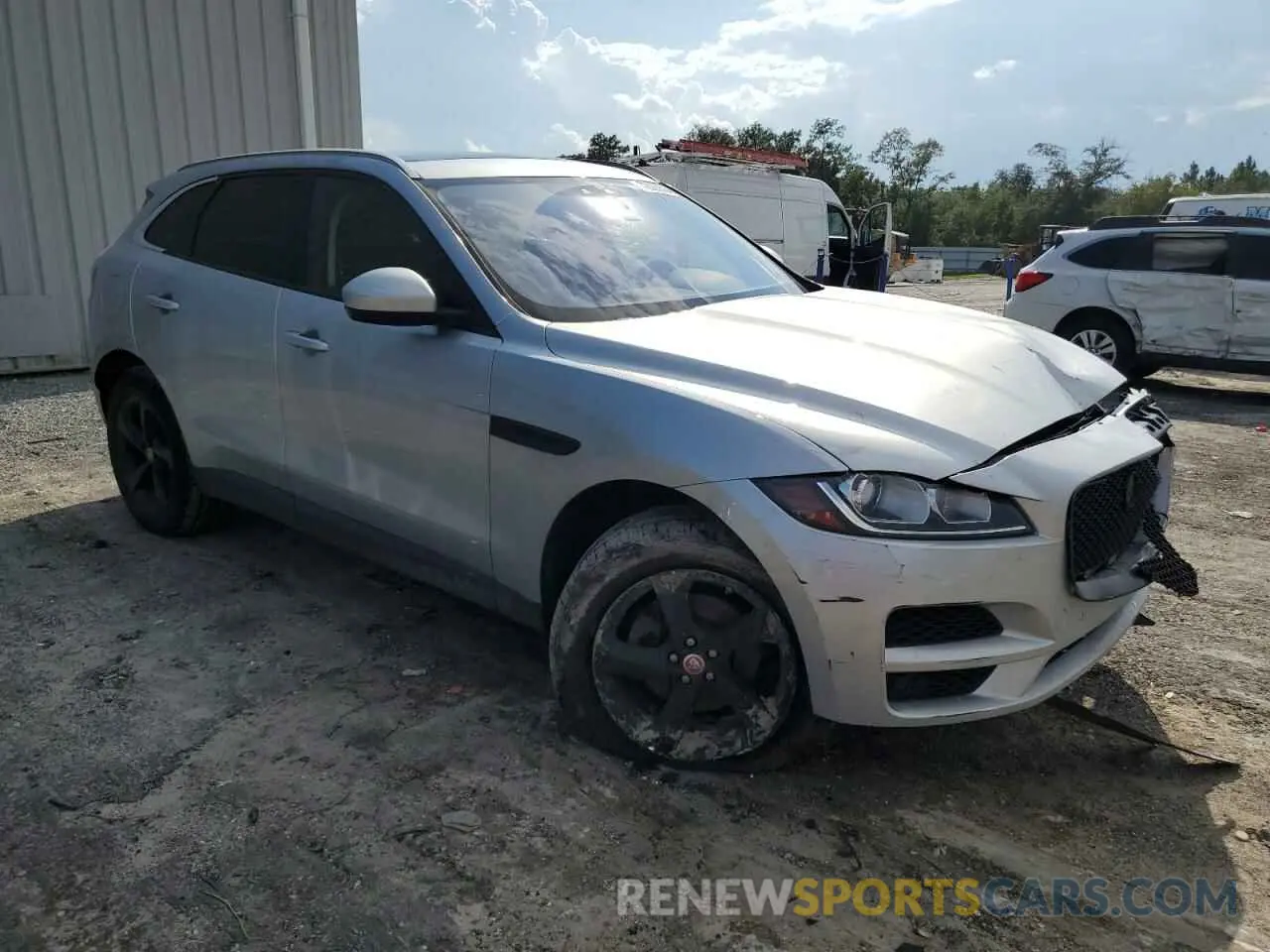4 Photograph of a damaged car SADCJ2FX5KA392064 JAGUAR F-PACE 2019