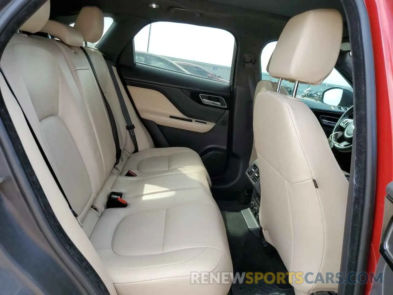 11 Photograph of a damaged car SADCJ2FX5KA611766 JAGUAR F-PACE 2019
