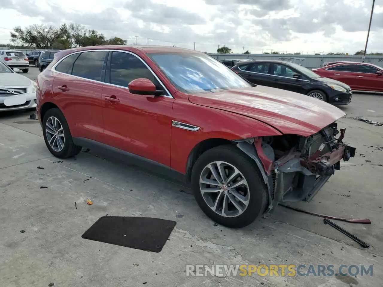4 Photograph of a damaged car SADCJ2FX5KA611766 JAGUAR F-PACE 2019