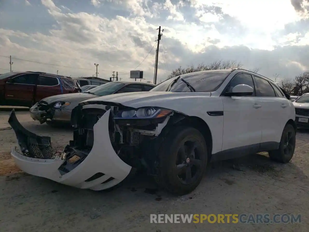 2 Photograph of a damaged car SADCJ2FX7KA393734 JAGUAR F-PACE 2019