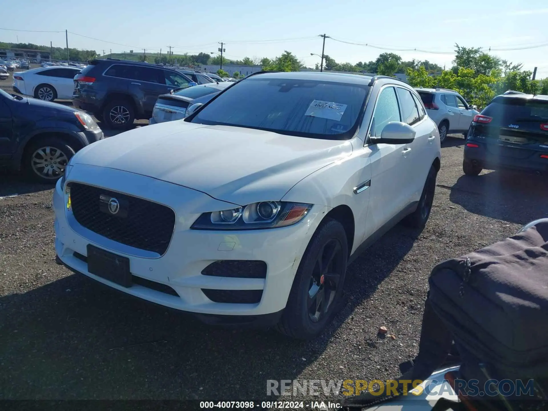 2 Photograph of a damaged car SADCJ2FX7KA601580 JAGUAR F-PACE 2019