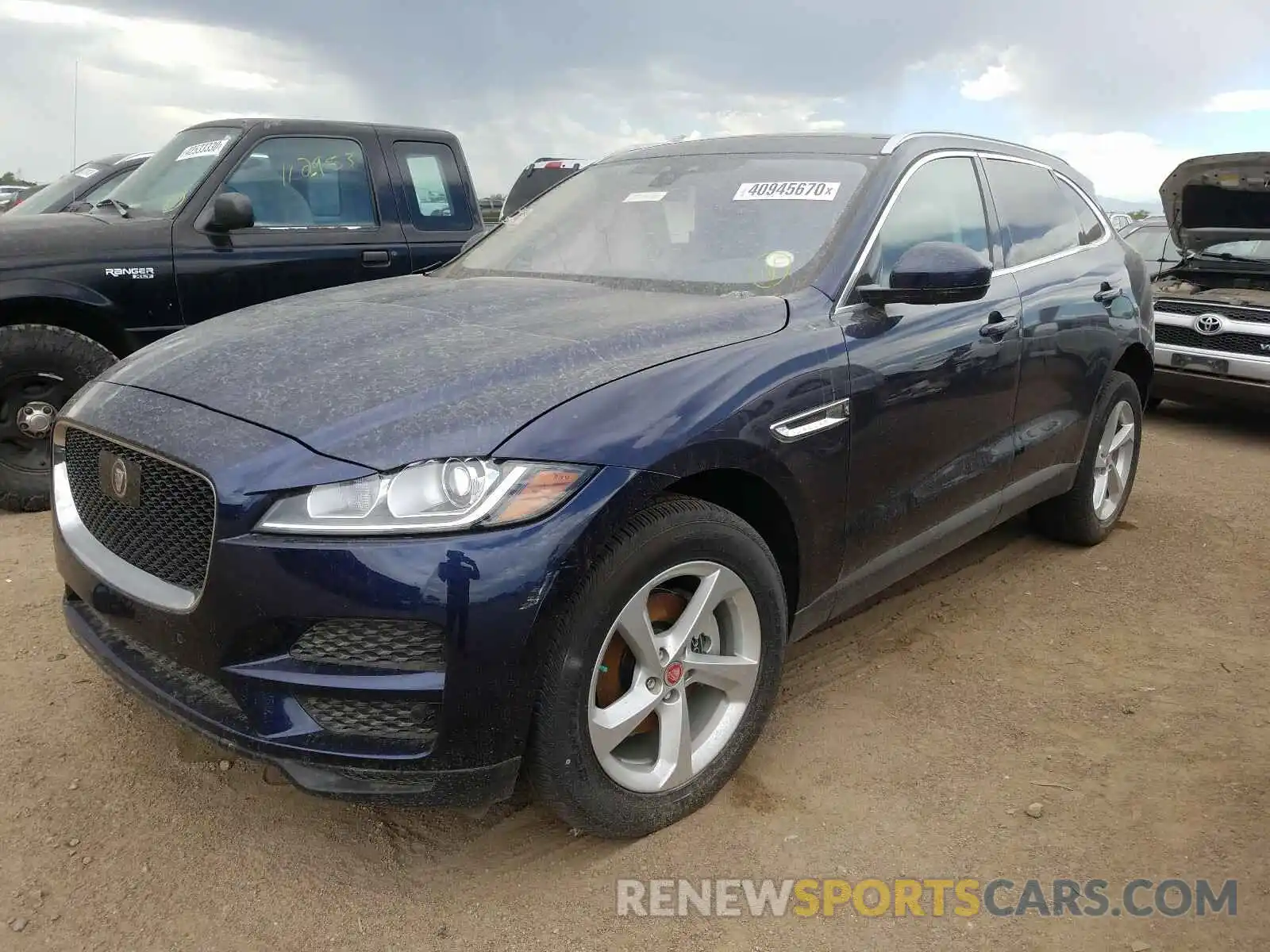 2 Photograph of a damaged car SADCJ2FX7KA609758 JAGUAR F-PACE 2019