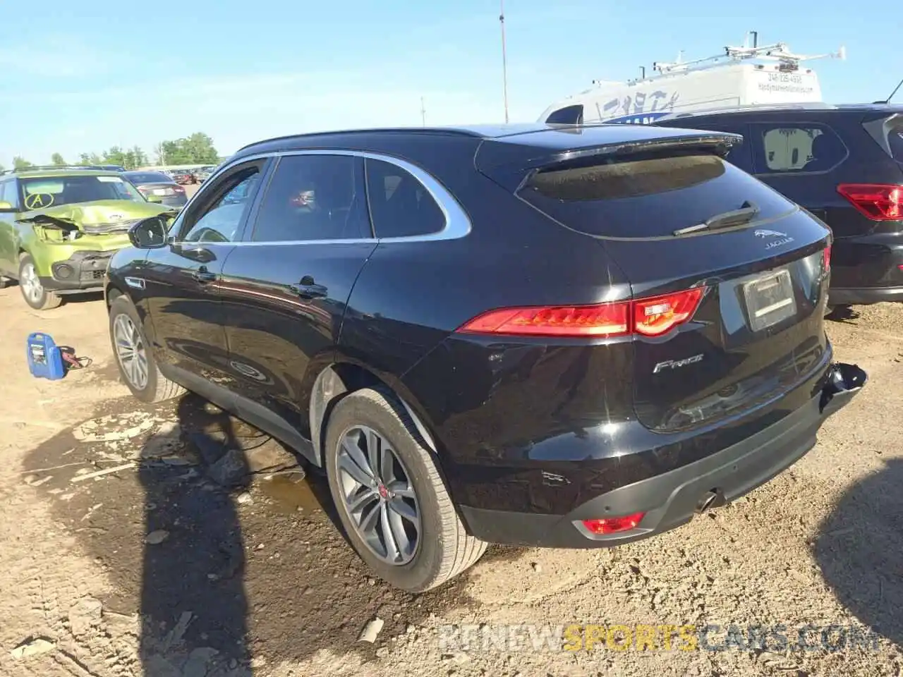 3 Photograph of a damaged car SADCJ2FX8KA395976 JAGUAR F-PACE 2019