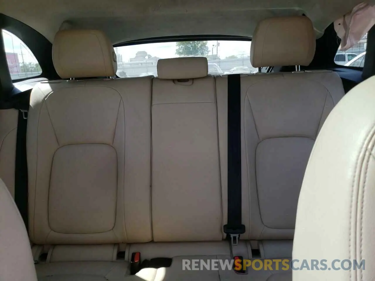 10 Photograph of a damaged car SADCJ2FX9KA395436 JAGUAR F-PACE 2019
