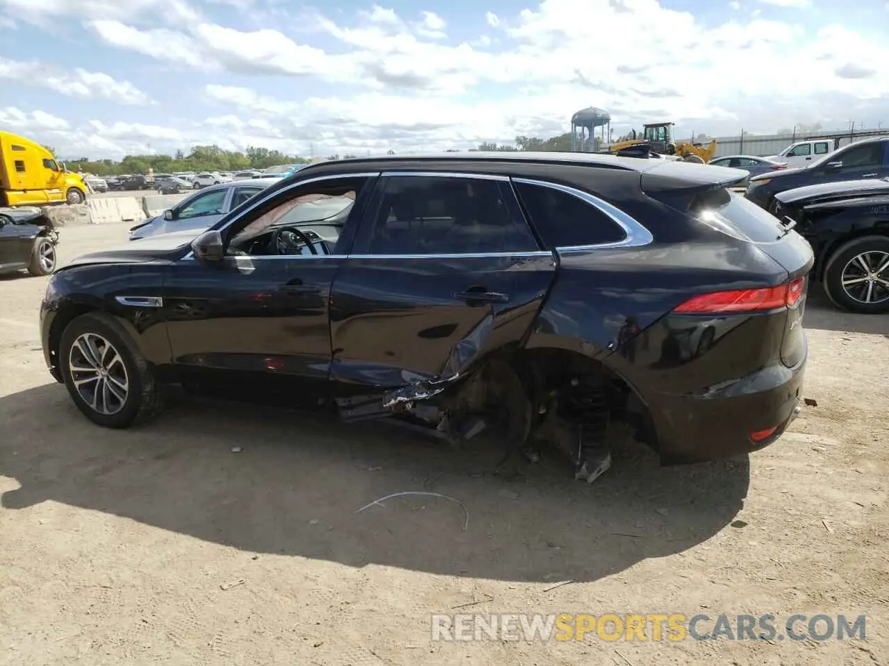2 Photograph of a damaged car SADCJ2FX9KA395436 JAGUAR F-PACE 2019