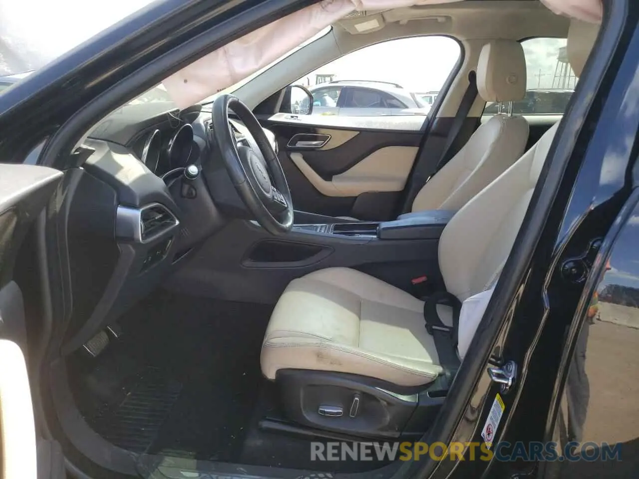 7 Photograph of a damaged car SADCJ2FX9KA395436 JAGUAR F-PACE 2019