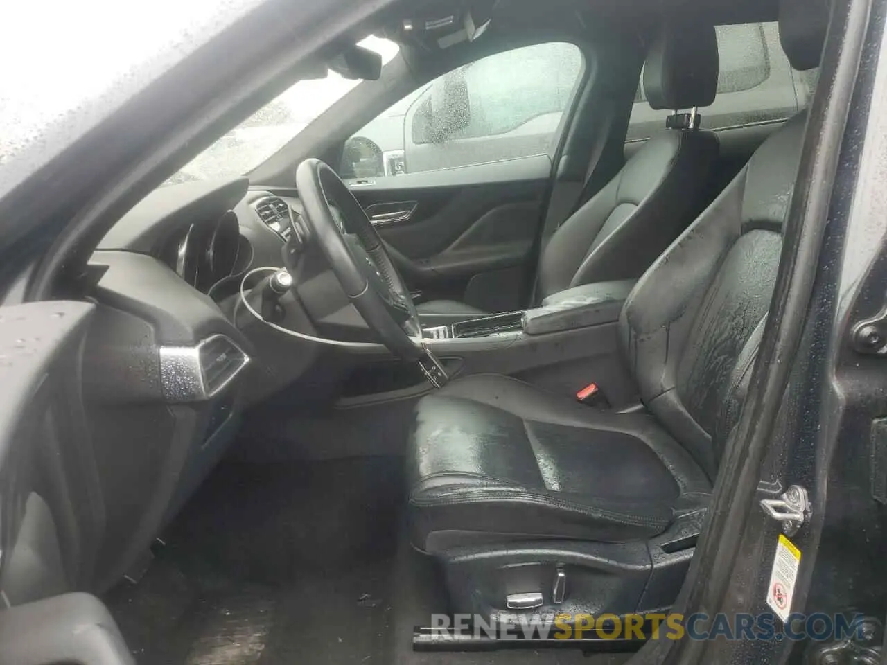 7 Photograph of a damaged car SADCJ2FXXKA609480 JAGUAR F-PACE 2019
