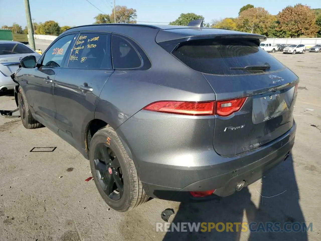 3 Photograph of a damaged car SADCJ2GX1KA610869 JAGUAR F-PACE 2019