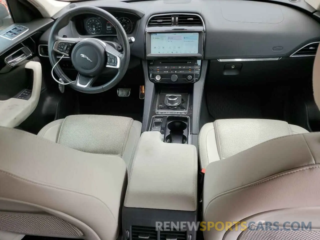 8 Photograph of a damaged car SADCK2FN7KA394216 JAGUAR F-PACE 2019