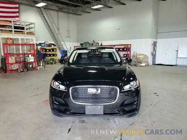 12 Photograph of a damaged car SADCK2FX0KA352021 JAGUAR F-PACE 2019
