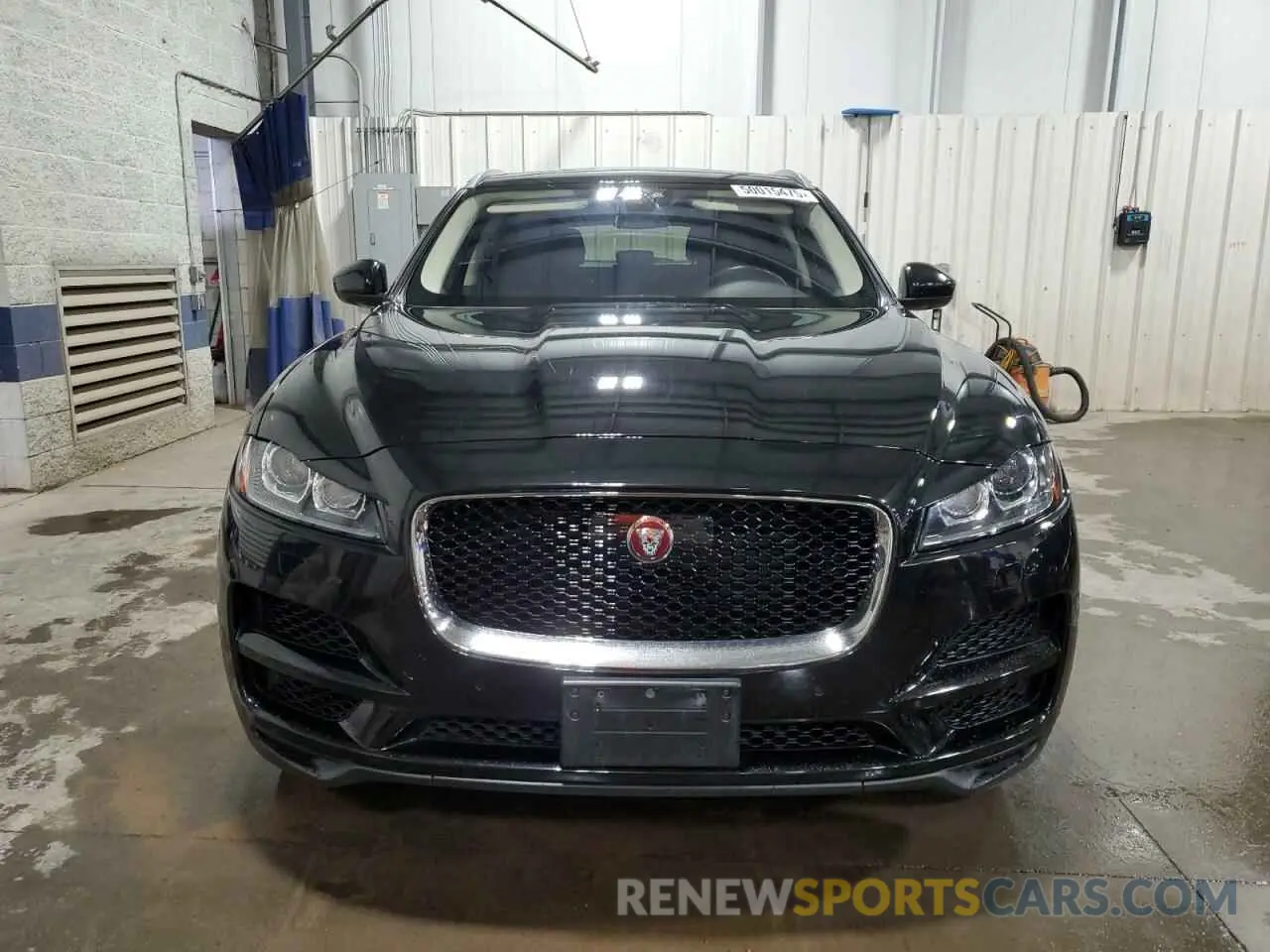 5 Photograph of a damaged car SADCK2FX0KA352021 JAGUAR F-PACE 2019