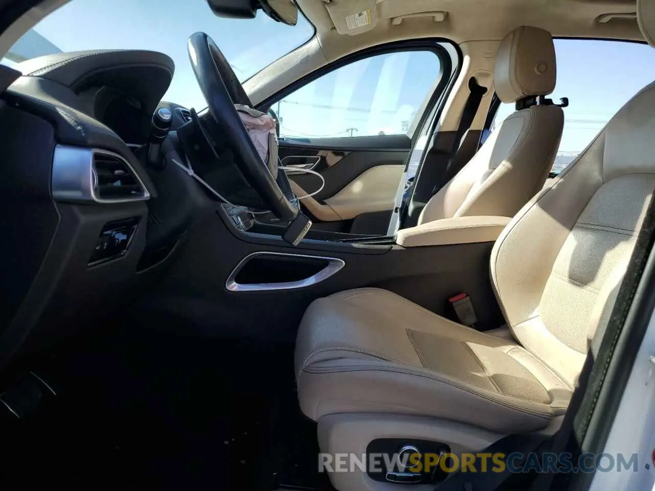 7 Photograph of a damaged car SADCK2FX4KA369159 JAGUAR F-PACE 2019