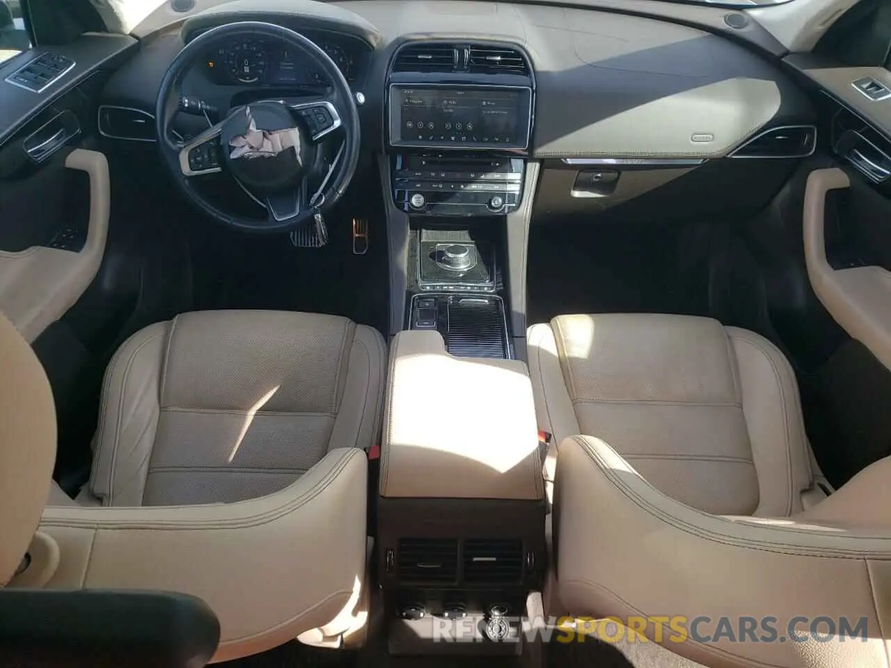 8 Photograph of a damaged car SADCK2FX4KA369159 JAGUAR F-PACE 2019