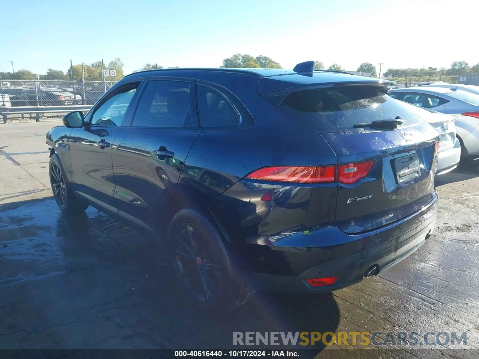 3 Photograph of a damaged car SADCK2FX4KA399410 JAGUAR F-PACE 2019