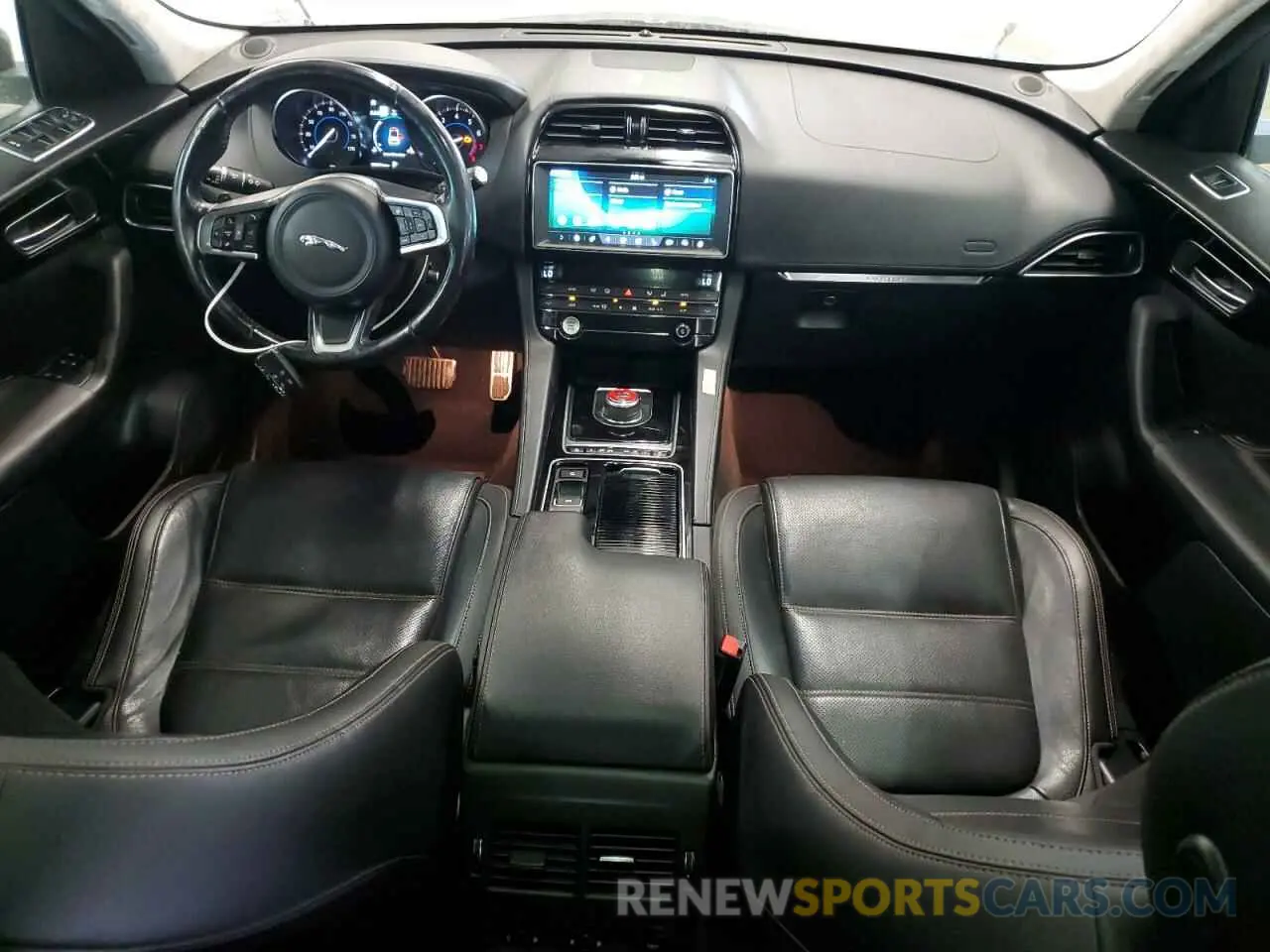 8 Photograph of a damaged car SADCK2FX7KA362285 JAGUAR F-PACE 2019