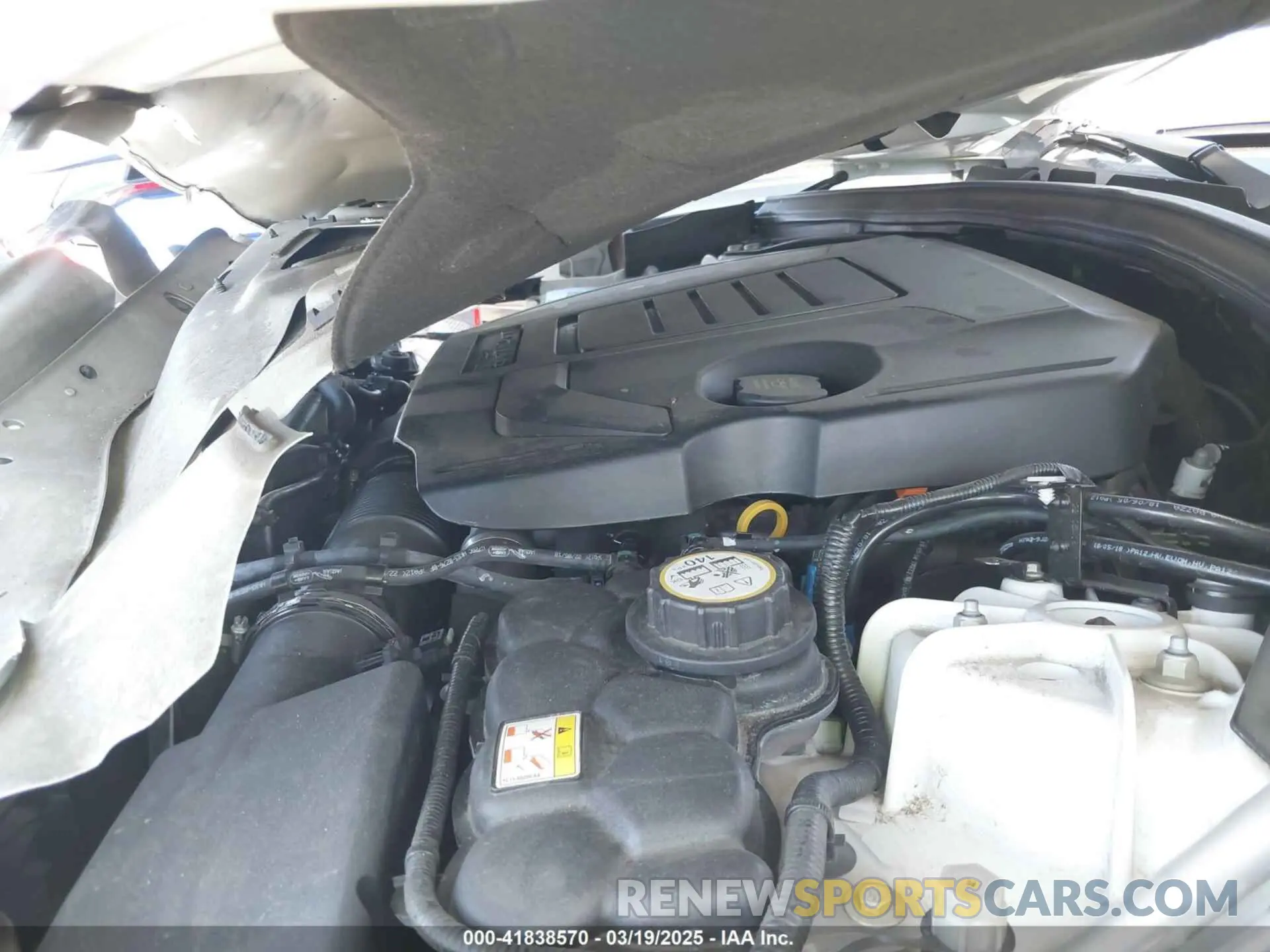10 Photograph of a damaged car SADCK2FX9KA356228 JAGUAR F-PACE 2019