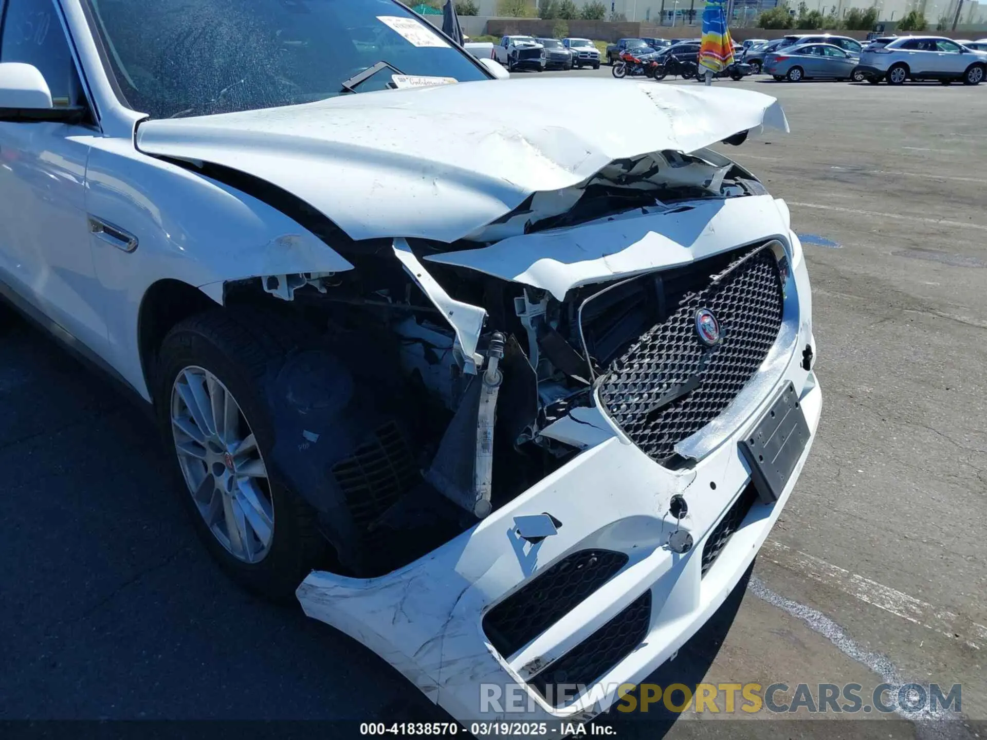 6 Photograph of a damaged car SADCK2FX9KA356228 JAGUAR F-PACE 2019