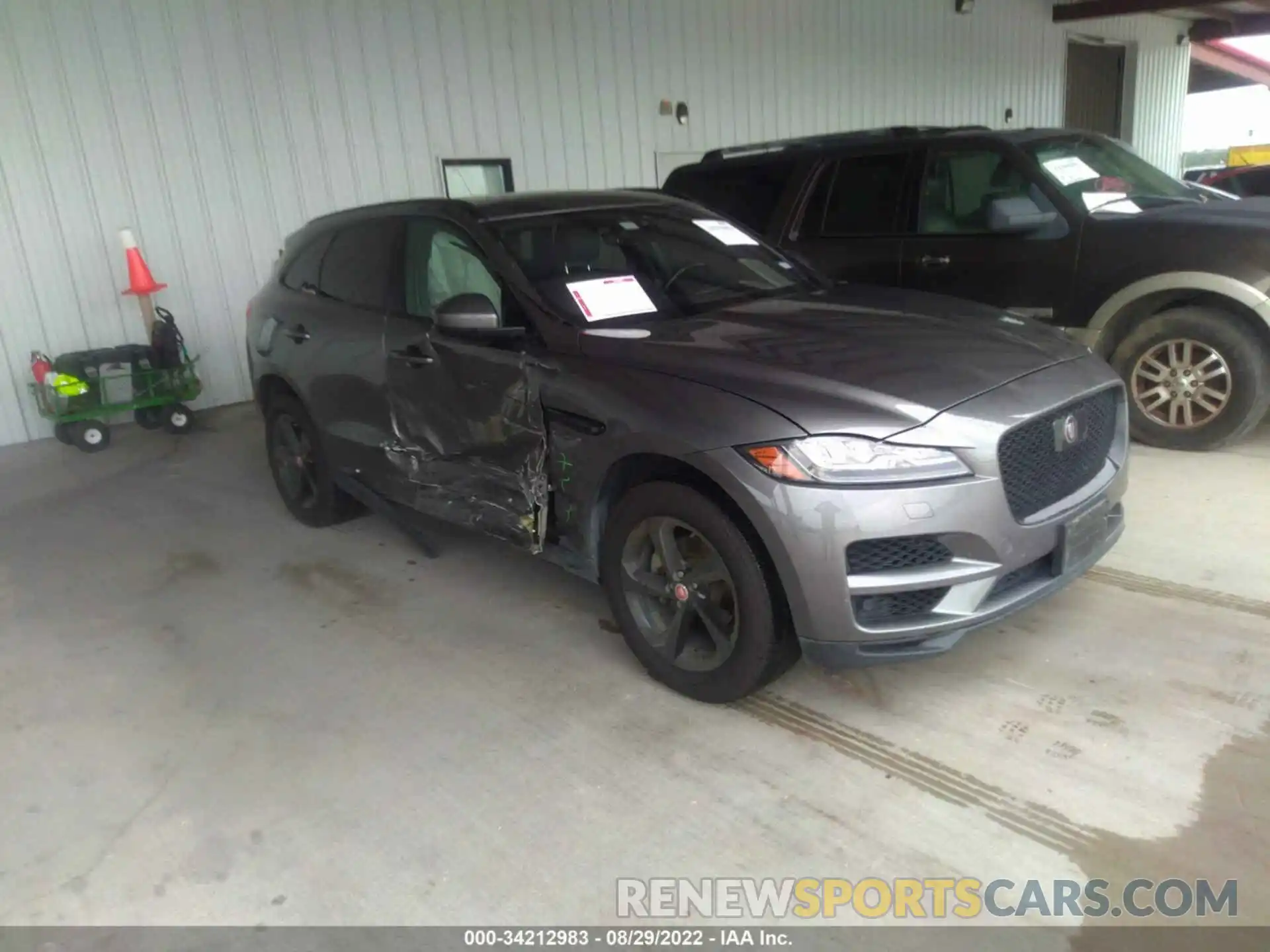 1 Photograph of a damaged car SADCK2FX9KA368198 JAGUAR F-PACE 2019