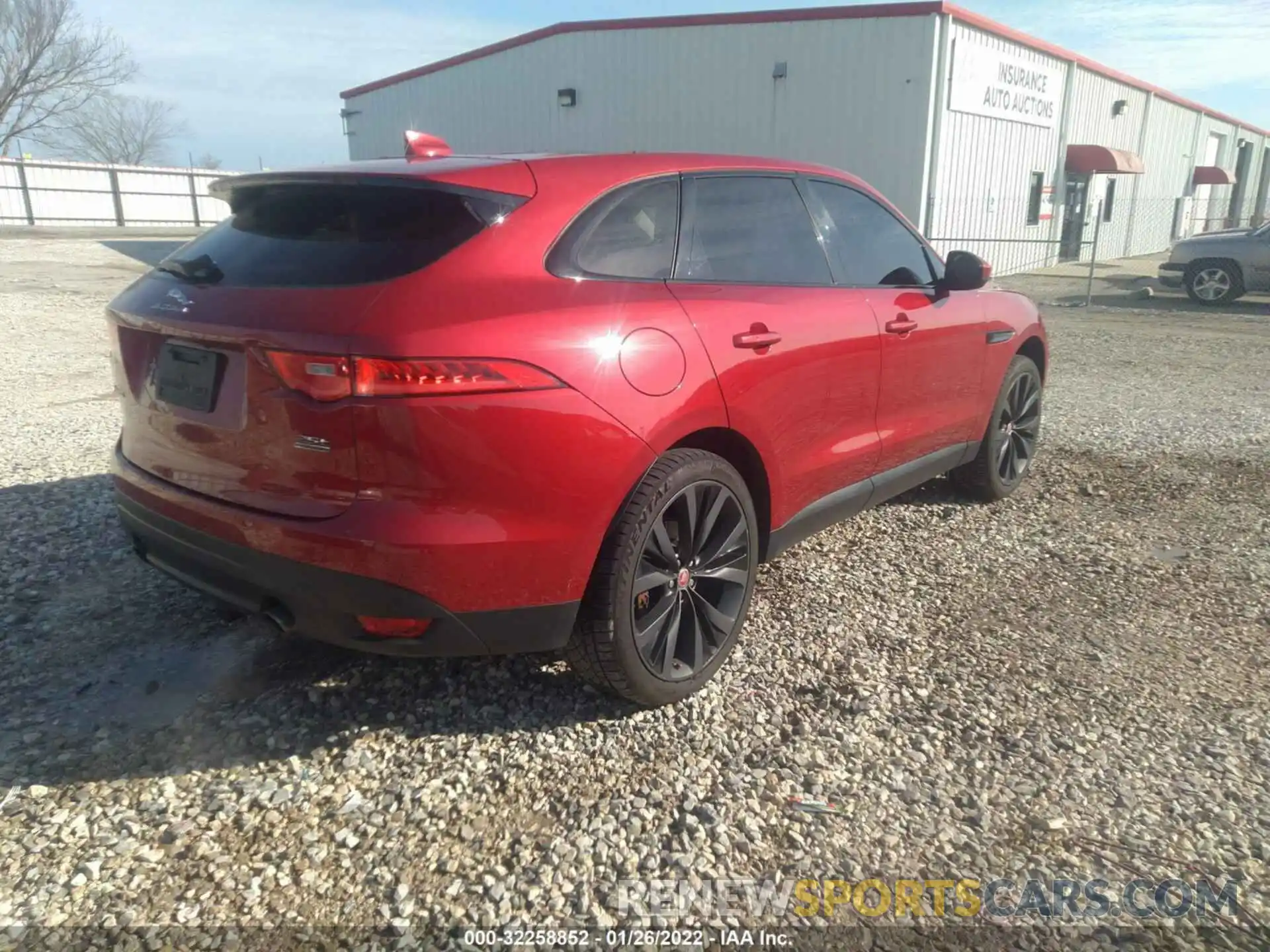 4 Photograph of a damaged car SADCK2FX9KA394039 JAGUAR F-PACE 2019