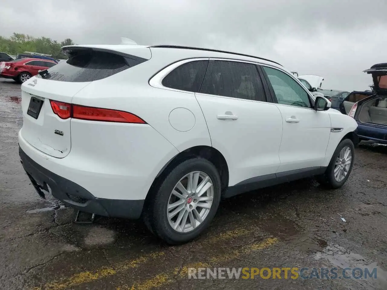 3 Photograph of a damaged car SADCK2FX9KA601576 JAGUAR F-PACE 2019
