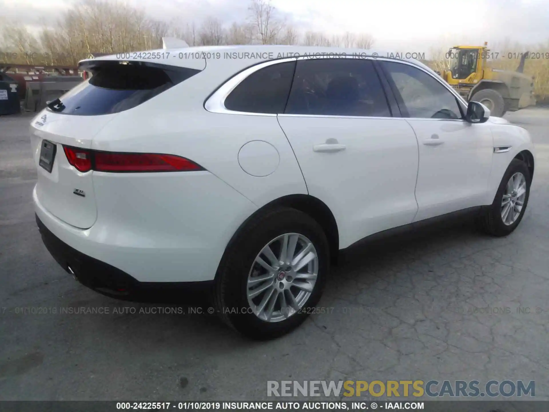 4 Photograph of a damaged car SADCK2GX1KA390808 JAGUAR F-PACE 2019