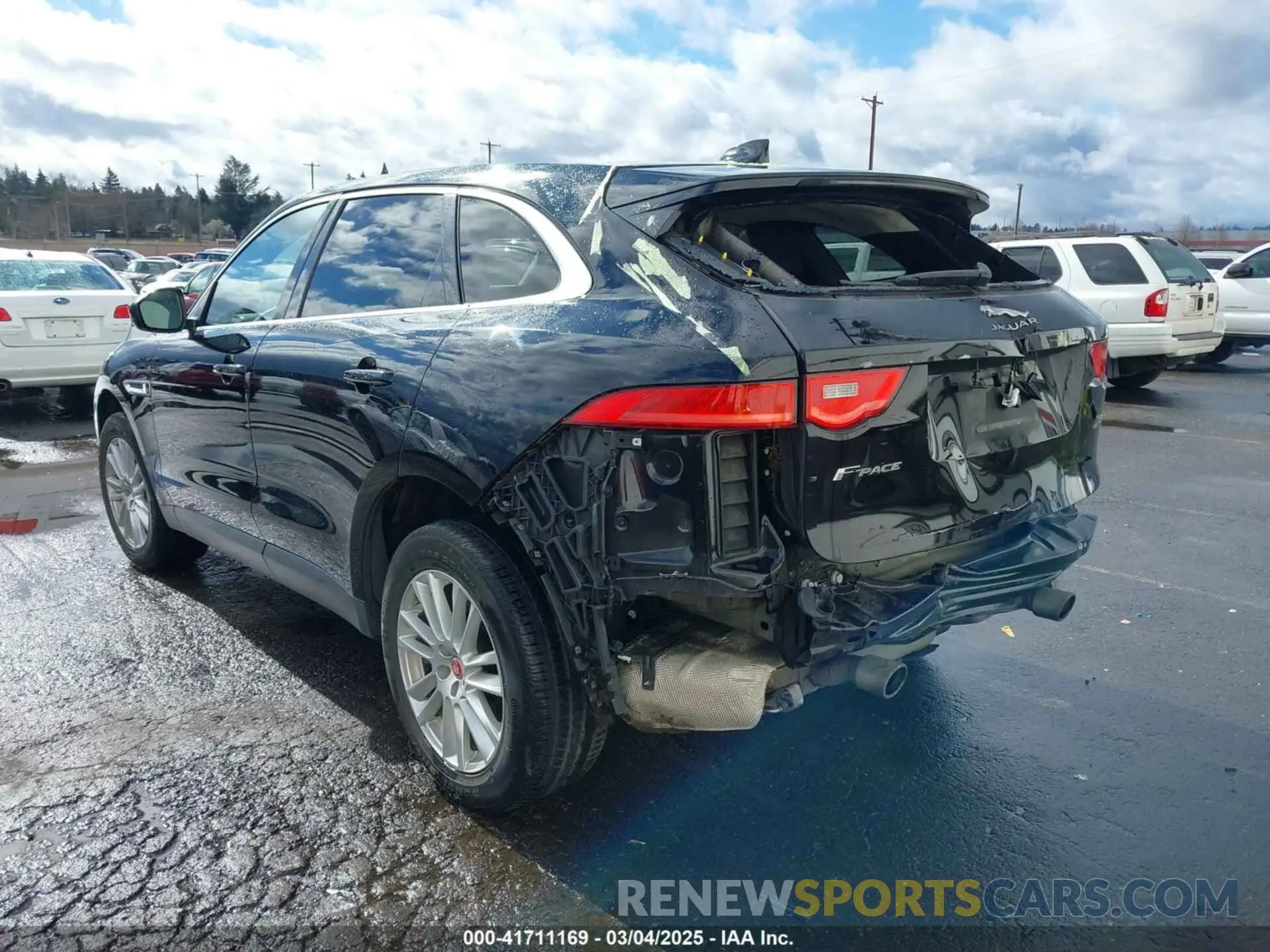 3 Photograph of a damaged car SADCK2GX1KA391800 JAGUAR F-PACE 2019