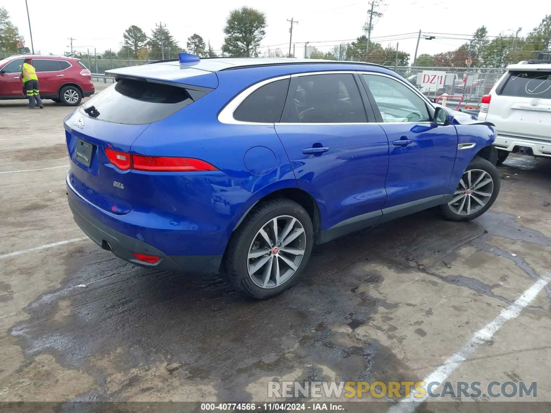 4 Photograph of a damaged car SADCK2GX2KA601000 JAGUAR F-PACE 2019