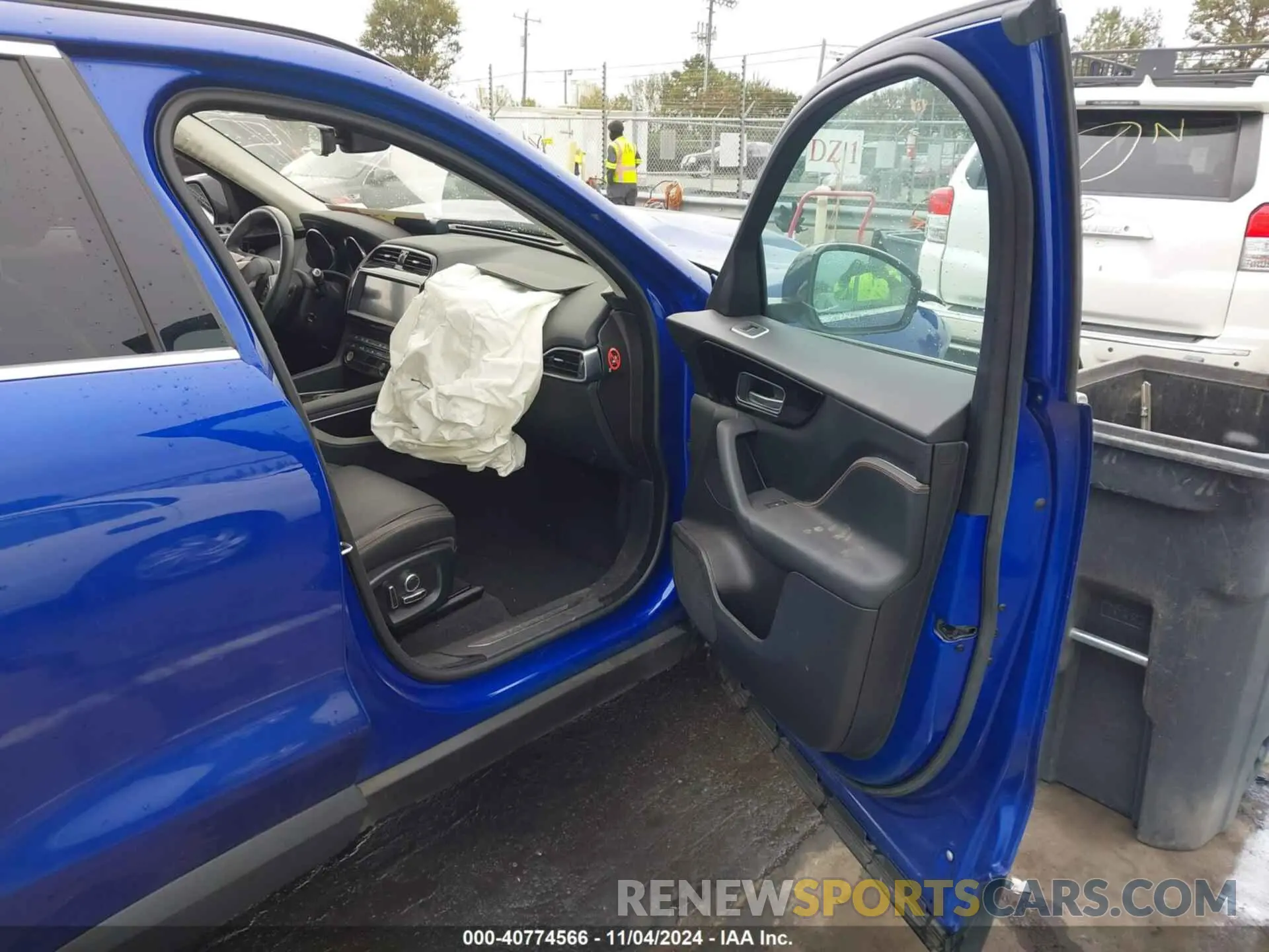 5 Photograph of a damaged car SADCK2GX2KA601000 JAGUAR F-PACE 2019