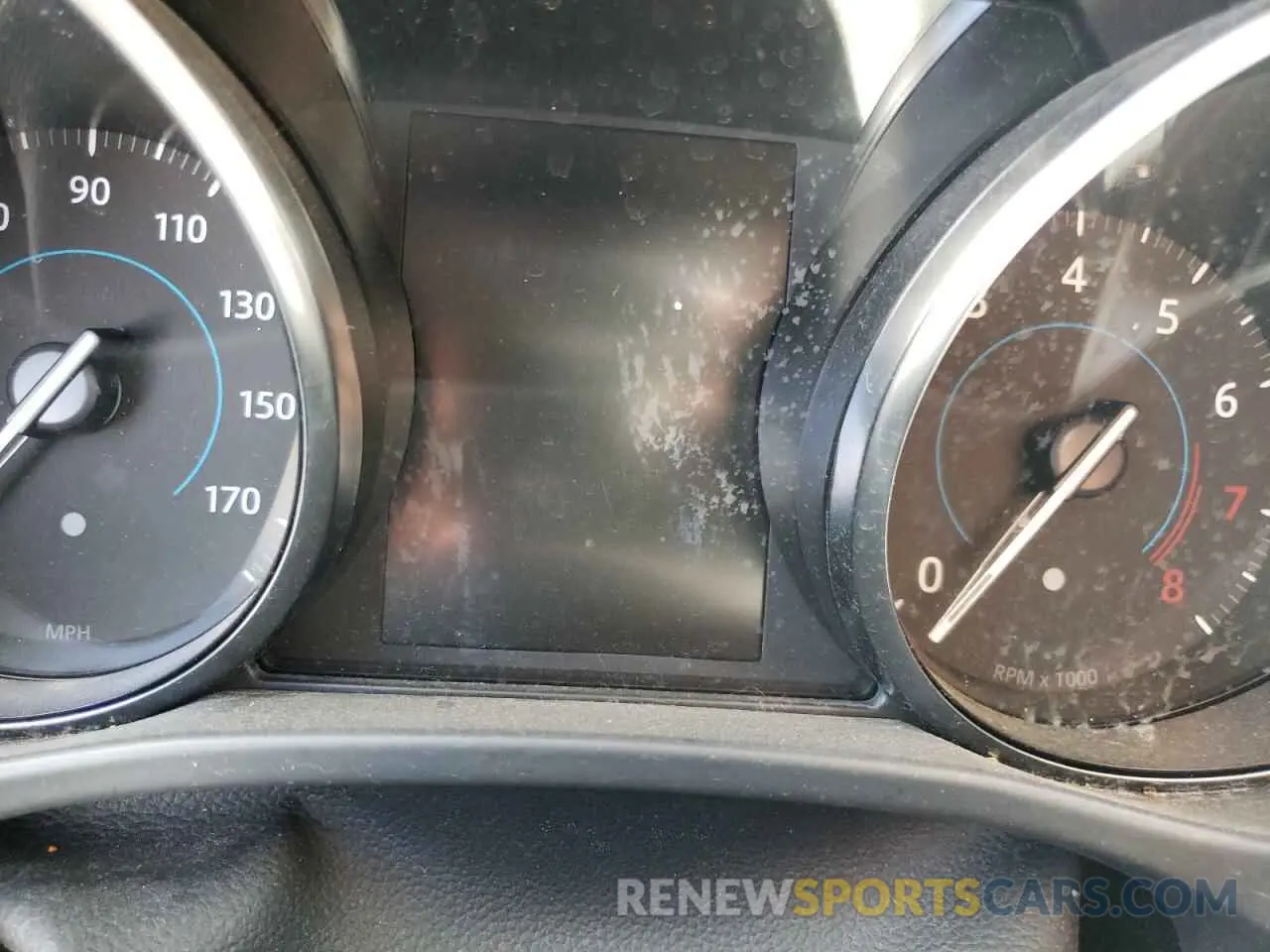 8 Photograph of a damaged car SADCK2GX3KA393872 JAGUAR F-PACE 2019