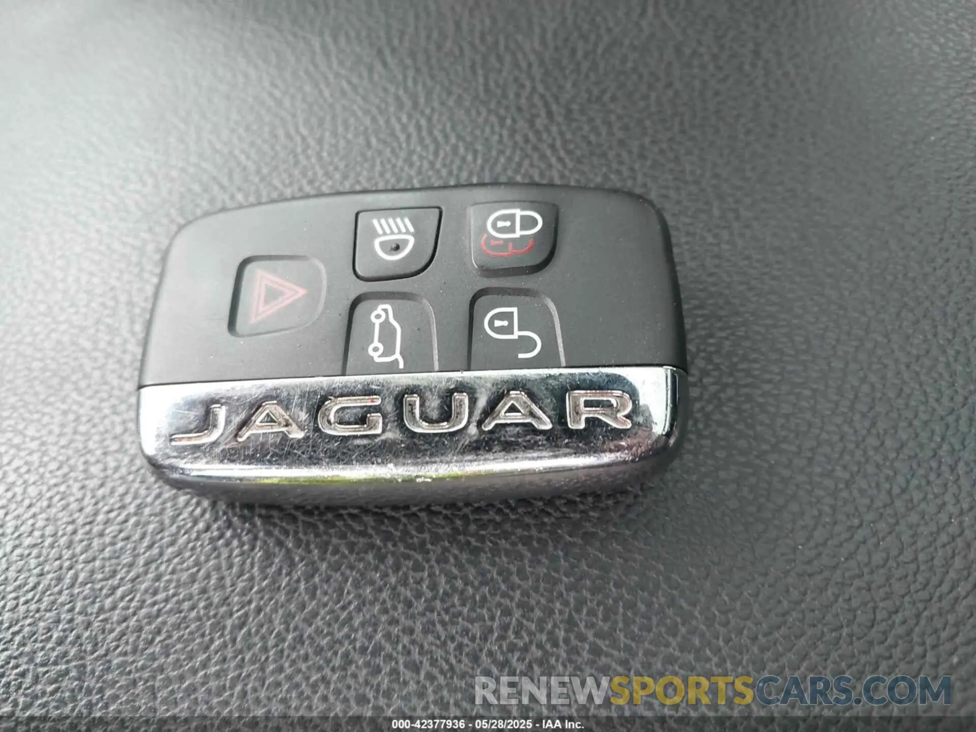 11 Photograph of a damaged car SADCK2GX3KA602396 JAGUAR F-PACE 2019