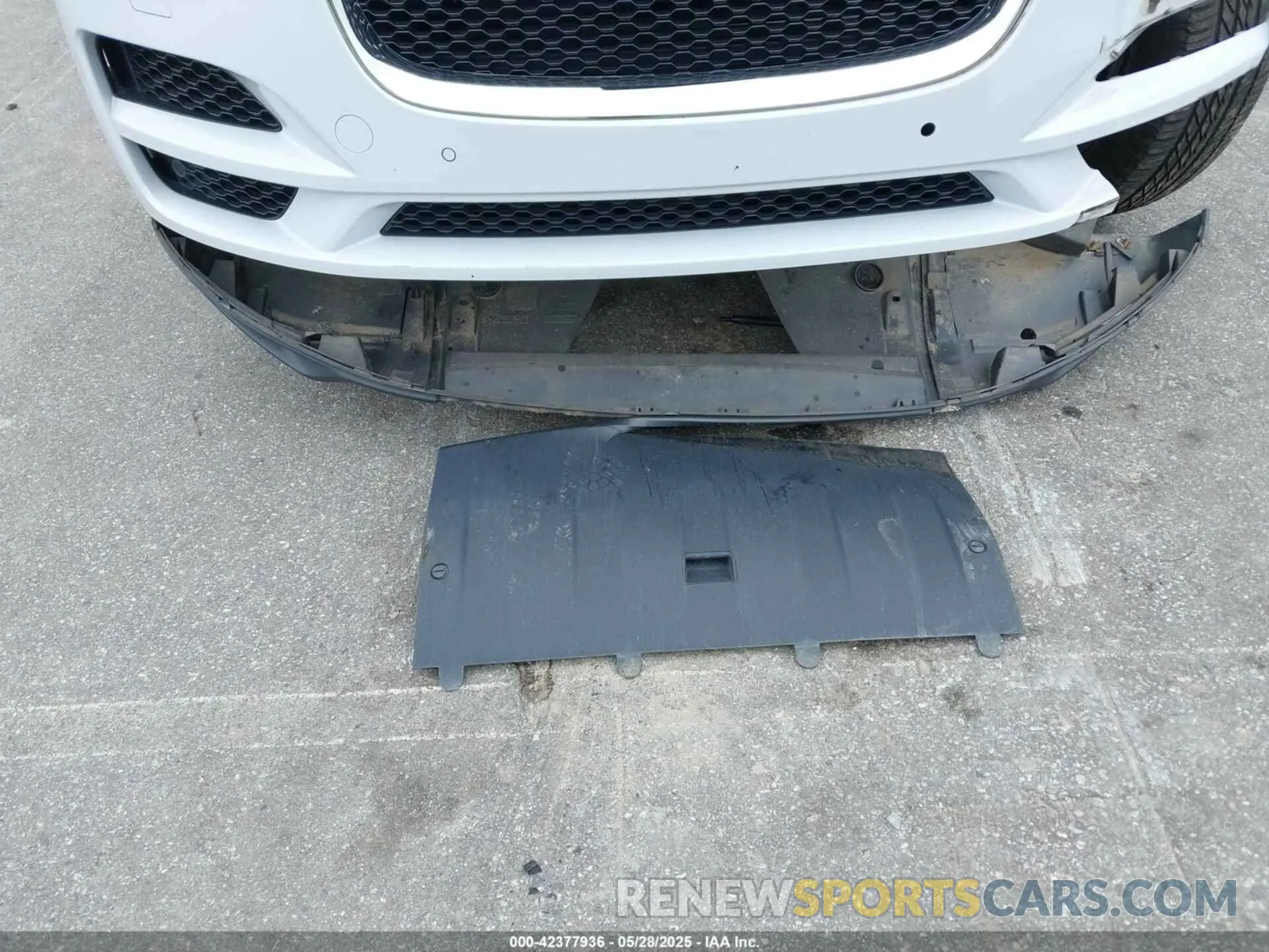 6 Photograph of a damaged car SADCK2GX3KA602396 JAGUAR F-PACE 2019