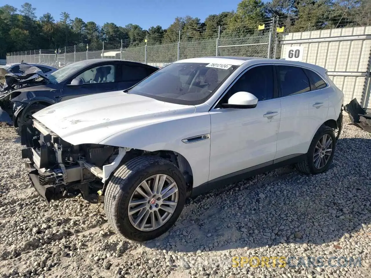 1 Photograph of a damaged car SADCK2GX4KA393458 JAGUAR F-PACE 2019