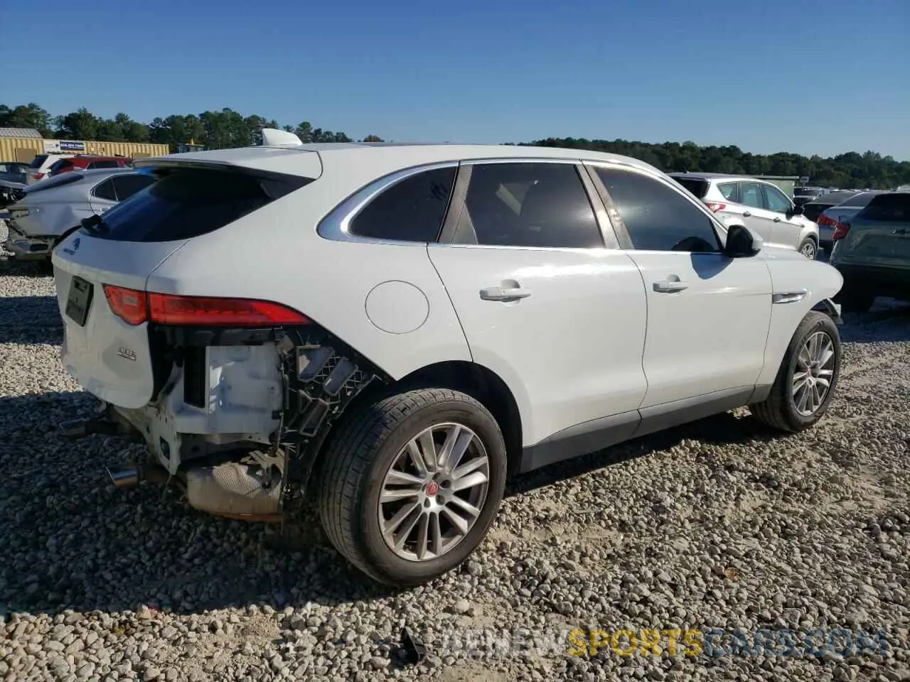 3 Photograph of a damaged car SADCK2GX4KA393458 JAGUAR F-PACE 2019