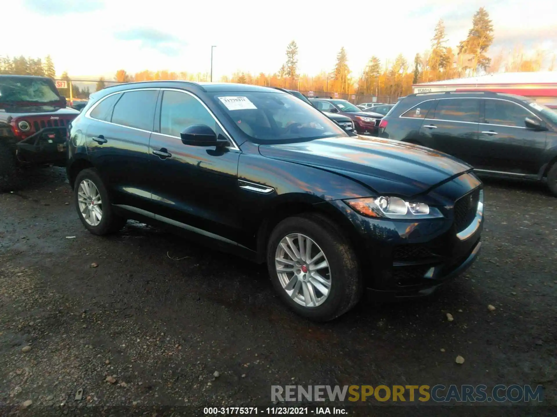 1 Photograph of a damaged car SADCK2GX5KA357701 JAGUAR F-PACE 2019