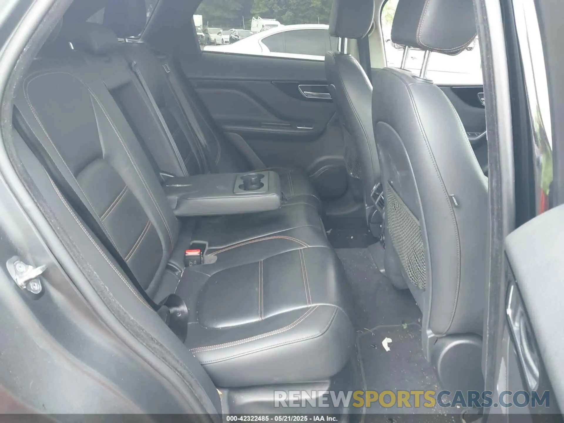 8 Photograph of a damaged car SADCK2GX7KA392837 JAGUAR F-PACE 2019