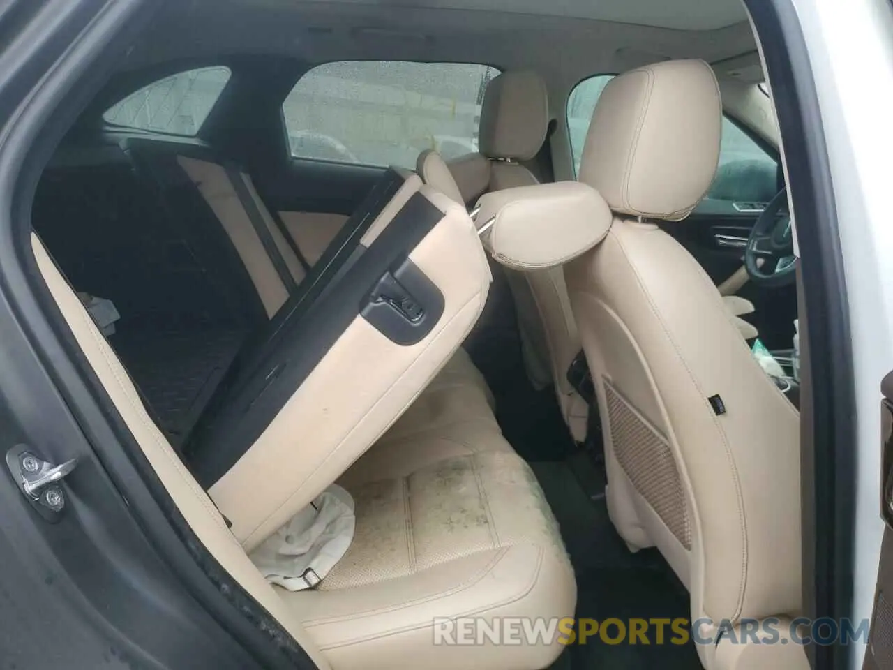 10 Photograph of a damaged car SADCK2GX7KA398511 JAGUAR F-PACE 2019