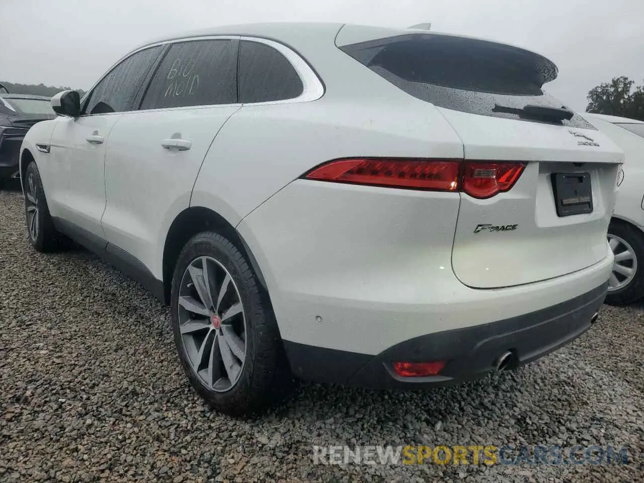 2 Photograph of a damaged car SADCK2GX7KA398511 JAGUAR F-PACE 2019