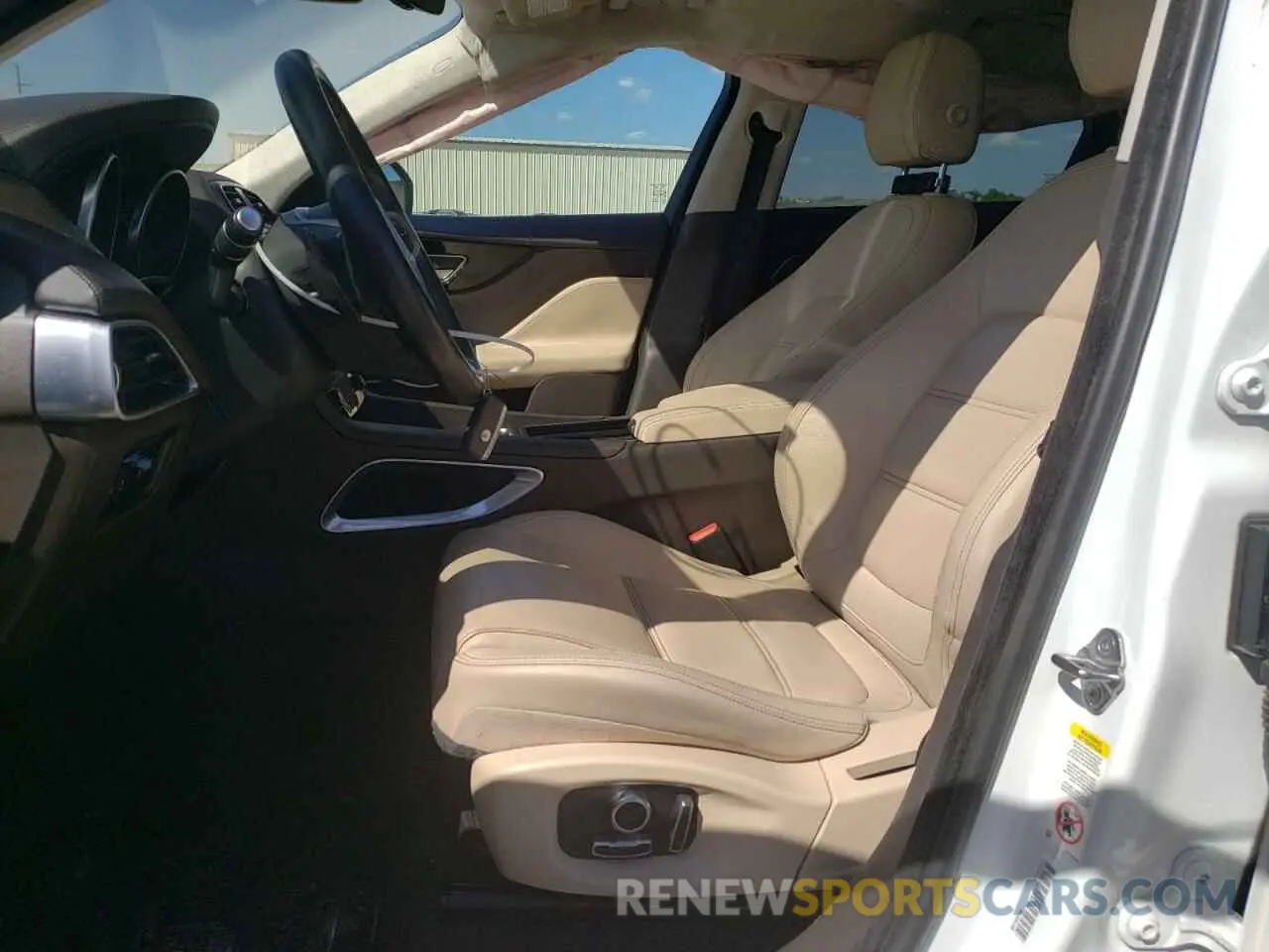 7 Photograph of a damaged car SADCK2GX8KA359314 JAGUAR F-PACE 2019