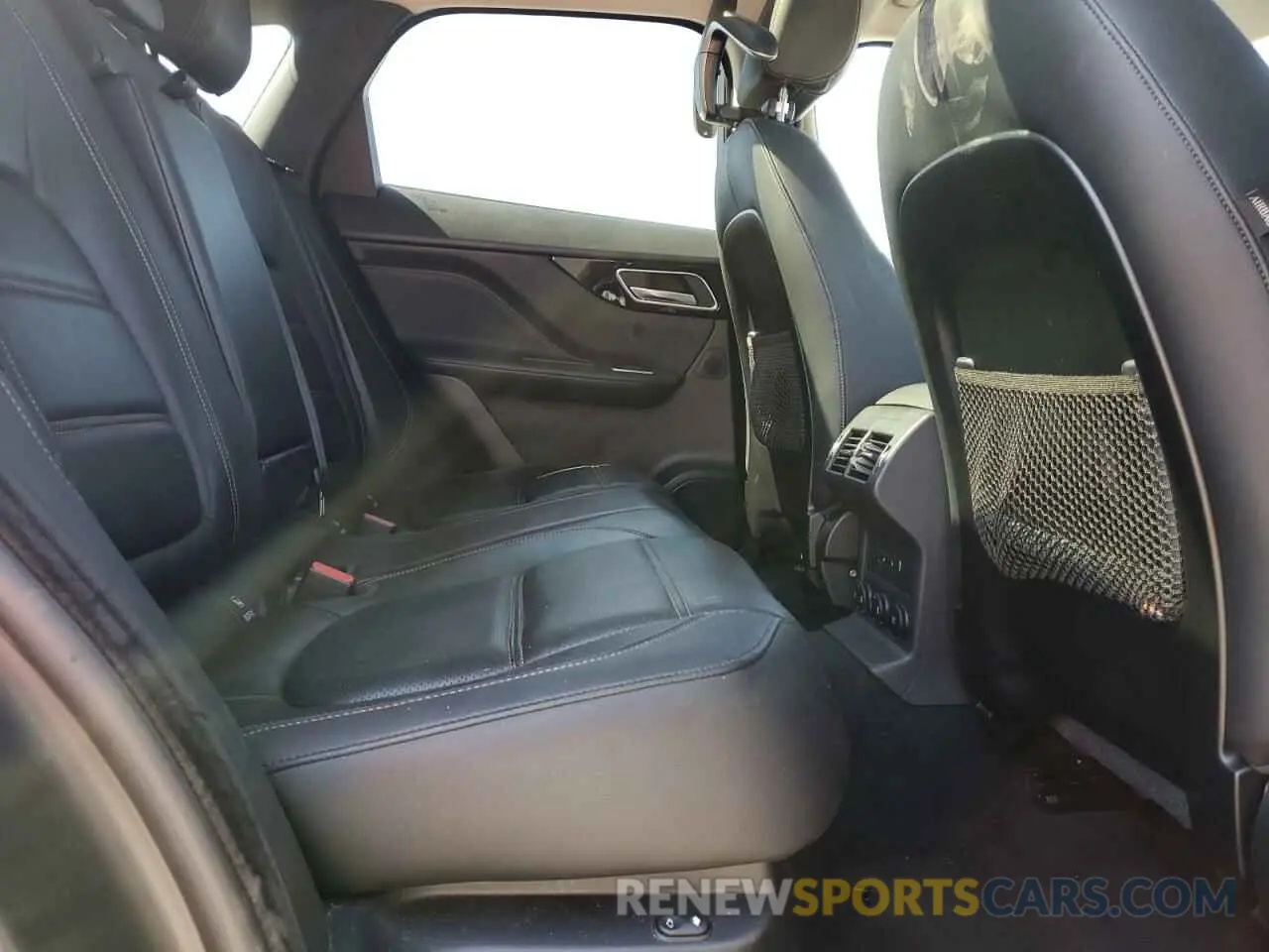 12 Photograph of a damaged car SADCK2GX9KA368541 JAGUAR F-PACE 2019