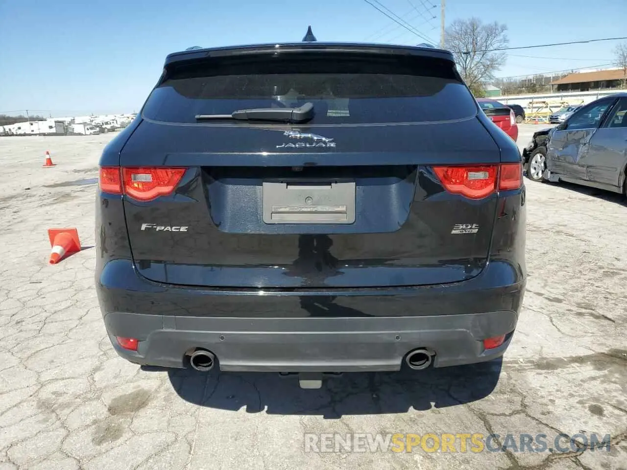 6 Photograph of a damaged car SADCK2GX9KA368541 JAGUAR F-PACE 2019