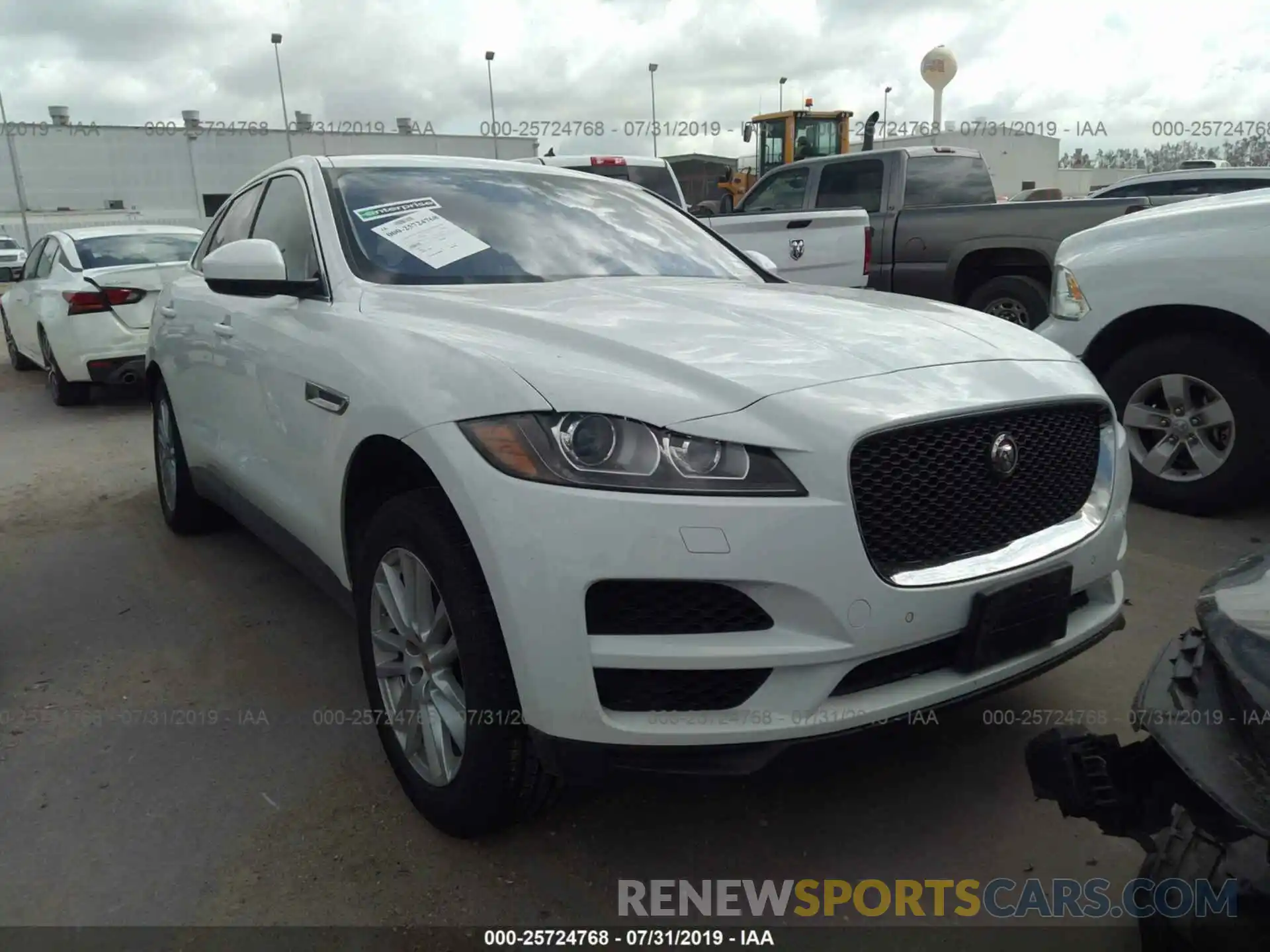 1 Photograph of a damaged car SADCK2GX9KA395139 JAGUAR F-PACE 2019