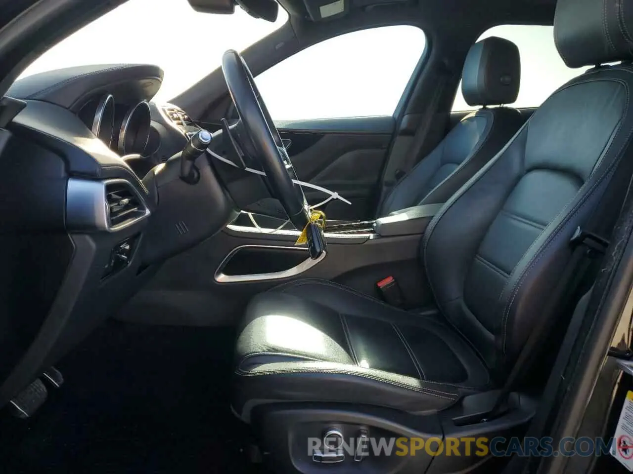 7 Photograph of a damaged car SADCK2GXXKA606848 JAGUAR F-PACE 2019